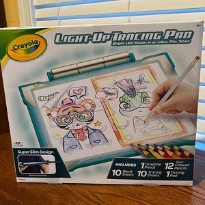 NIB, Crayola Light-Up Tracing Pad (Teal) (Ages 6+)